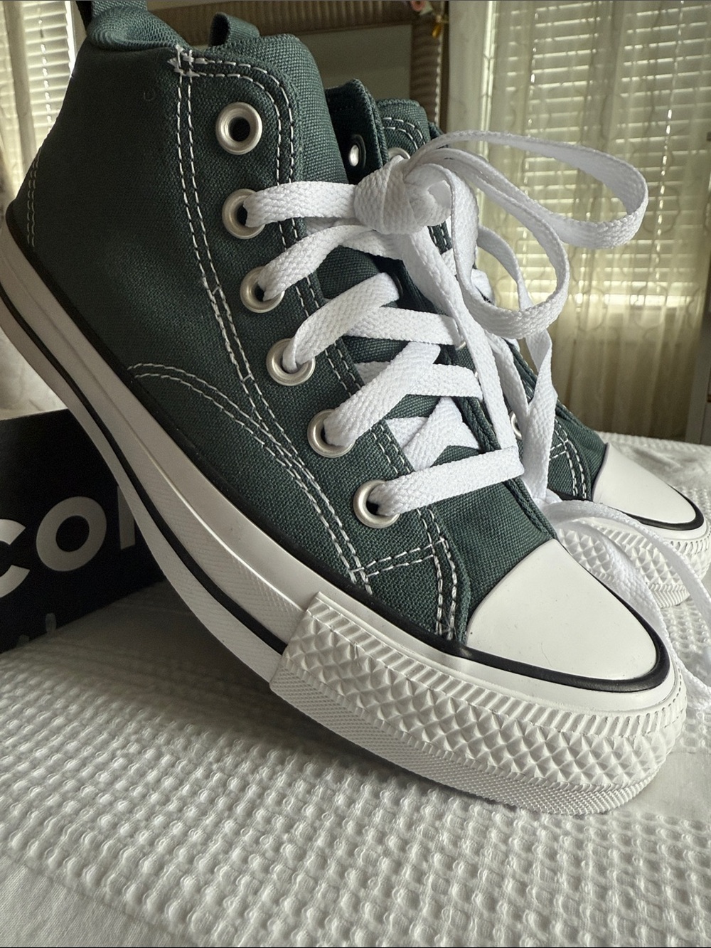 Converse Kids High-Top Sneakers in Dark Green and White